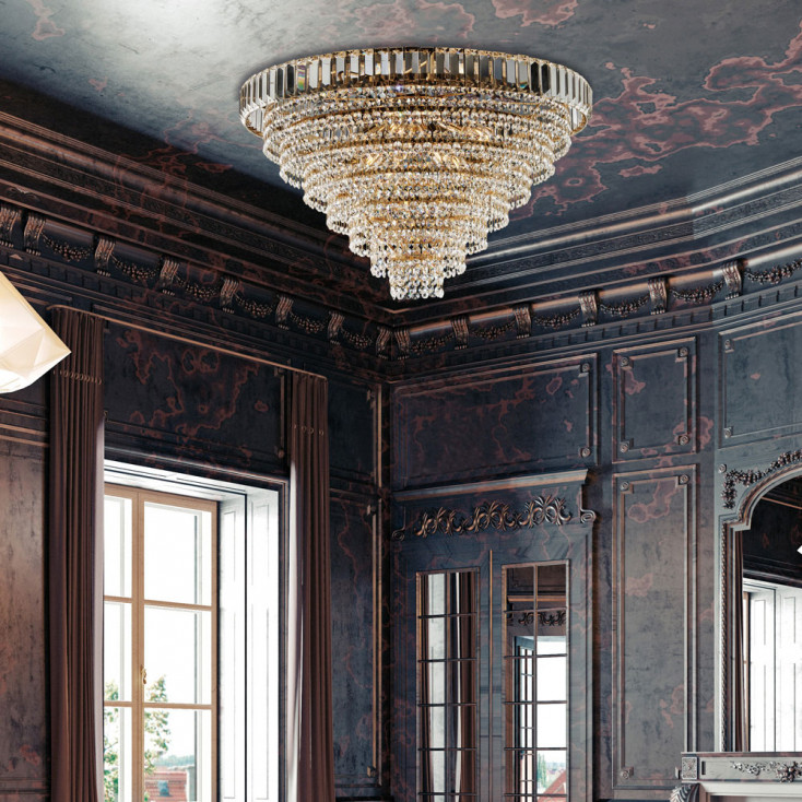 Lampada da soffitto classica con struttura grande in metallo e paralume in vetro