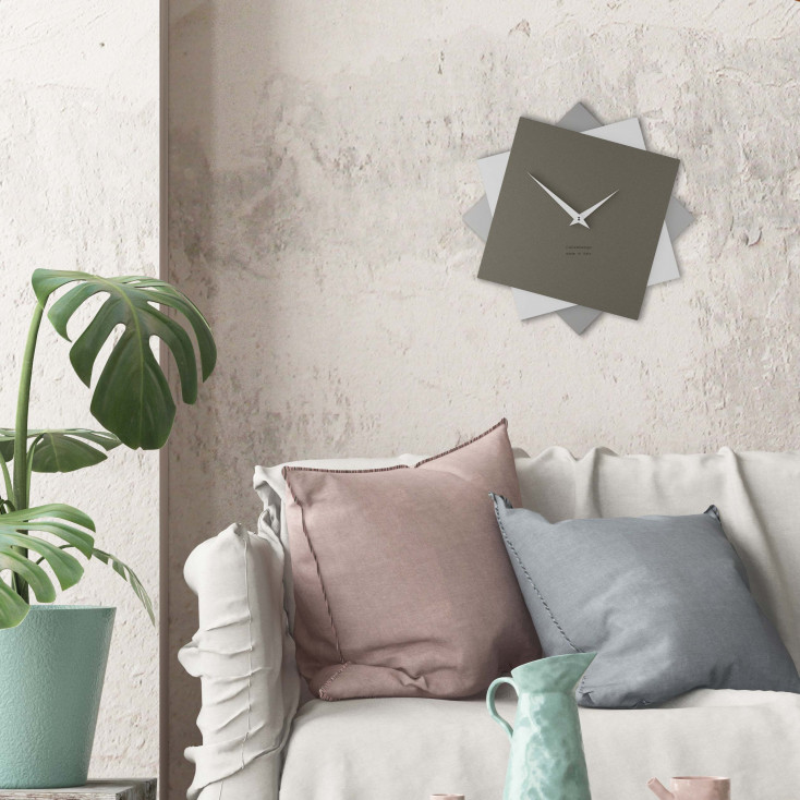 Orologio da parete in legno per cucina o per soggiorno dal design moderno