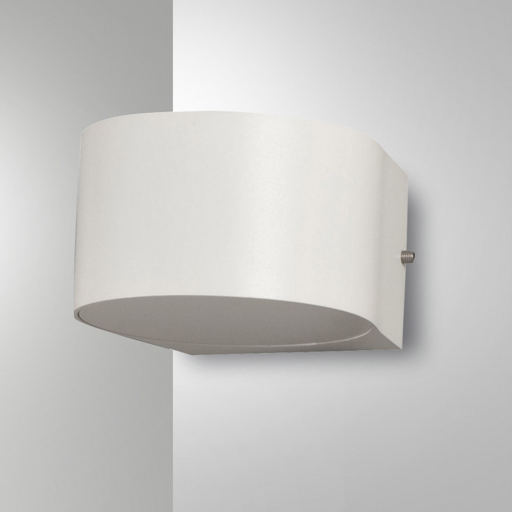 Applique da parete per esterno a LED con struttura in alluminio e vetro