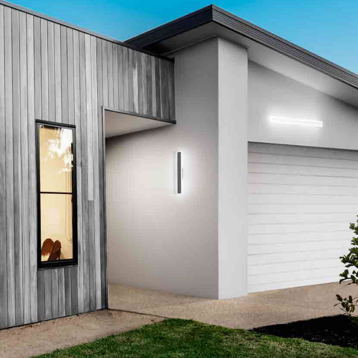 Lampada da parete a LED per esterno struttura in alluminio lunga