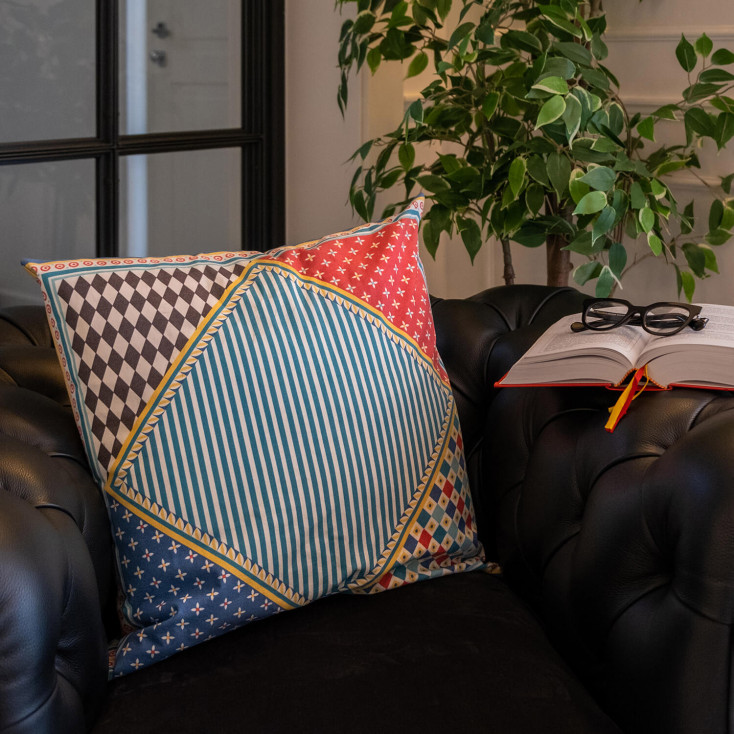 Cuscino grande moderno fodera in poliestere con decoro Foulard
