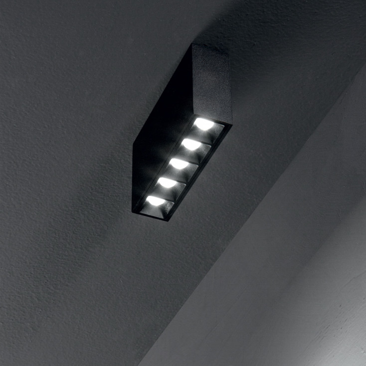Faretto da soffitto a led con struttura rettangolare in alluminio