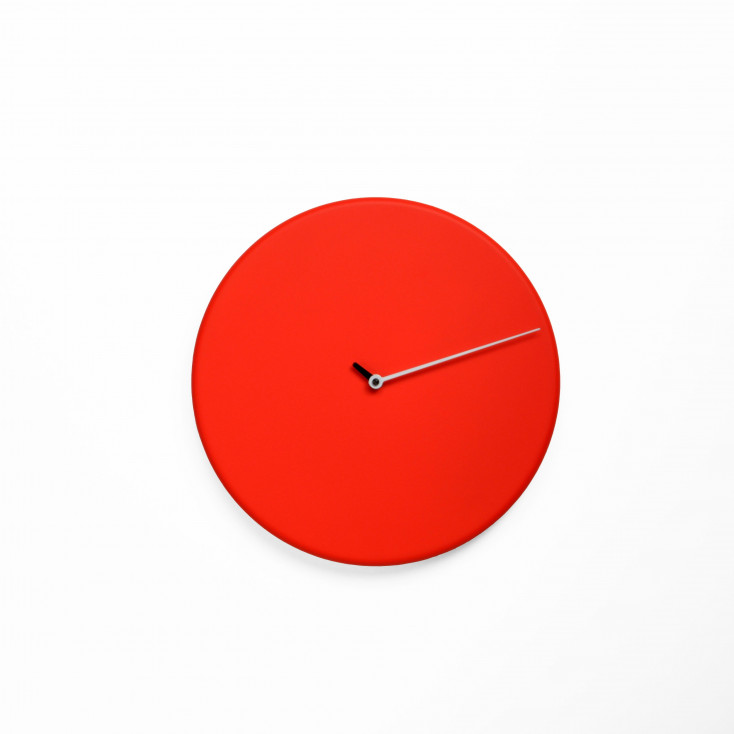 Orologio da parete in legno di design moderno "Less"