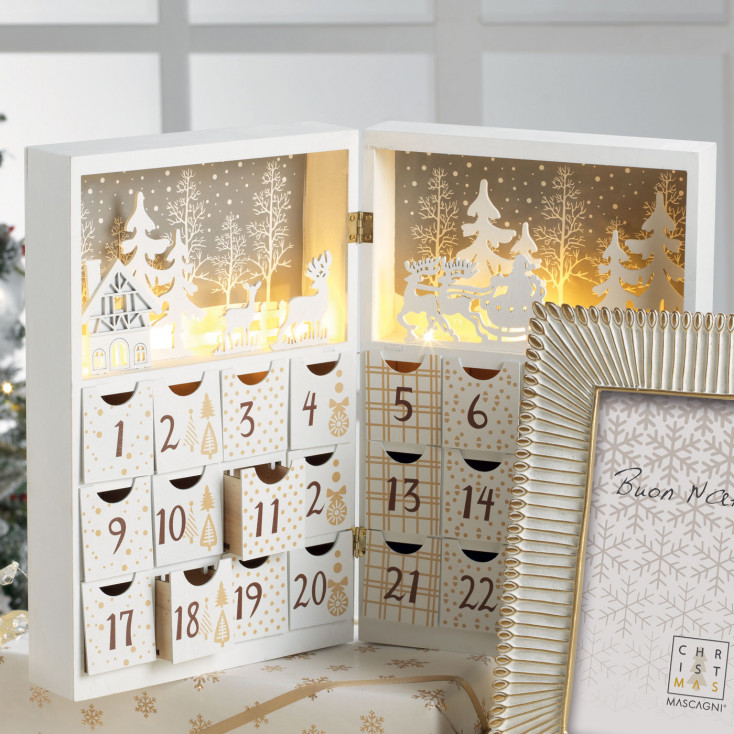 Decorazione natalizia per la tavola con il calendario dell'avvento con LED