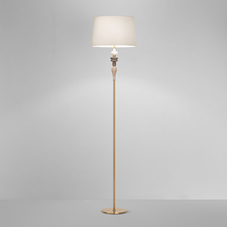 Piantana con struttura in ottone e dettagli ceramica