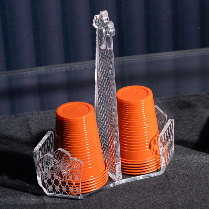 Portabicchieri in plexiglass dal design moderno ed elegante