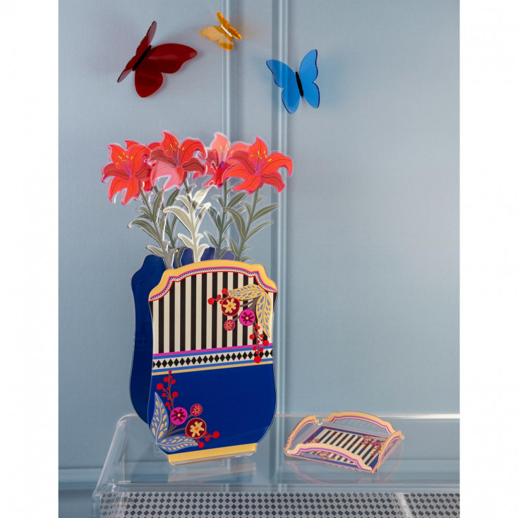 Vaso grande in vetro con copertura in plexiglass