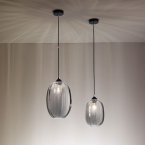 Fabas Luce - Modello: Infinity - Lampada a sospensione grande in metallo con diffusore in metro soffiato - Colore: Grigio Fumè - Attacco Lampadina: E27 - 1 Lampadina - Watt 60W - Dimmerabile: NO - Grado di Protezione: IP20 - SKU: 3519-45-126 - Codice EAN: 8019282510376 