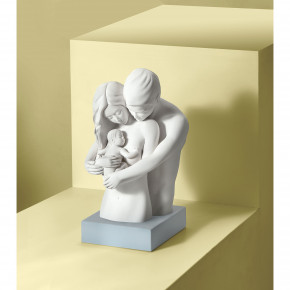 Bongelli Preziosi - Scultura da tavolo con base colorata con raffigurazione "famiglia abbracciata" - SKU: ME1922 