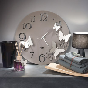 Arti e Mestieri - Modello: Farfalle - Orologio da parete in metallo con farfalle decorative dal design moderno - SKU: 0OR3822 