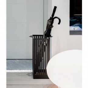 Arti e Mestieri - Modello: Old - Porta ombrelli con struttura in metallo dal design moderno e particolare - SKU: 0PO5017 
