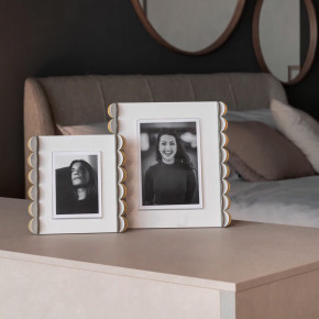 Arti e Mestieri - Modello: Volans - Portafoto da tavolo dal design moderno con cornice in metallo - Foto 12x17 - SKU: 0PF3963