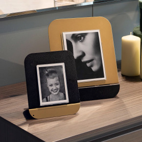 Arti e Mestieri - Modello: Alta Marea - Portafoto da tavolo dal design moderno ed elegante - Foto 17x13 - SKU: 0PF3921 