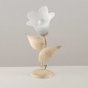 Be Light - Modello: Olga - Lampada da tavolo con struttura linee classiche in metallo e diffusore in vetro - Attacco Lampadina: E14 - 1 Lampadina - Watt 40W - Dimmerabile: NO - Grado di Protezione: IP20 - Classe Energetica: A+ - SKU: BL155-LT 