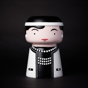 Blogo - Modello: Icons - Vaso piccolo in resina dal design moderno Icon - SKU: ARTI15-823 - Codice EAN: 8050519628235 