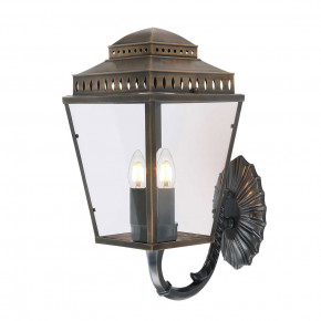 Elstead Lighting - Modello: Mansion House - Lampada da parete da esterno con struttura in ottone e diffusore in vetro - Attacco Lampadina: E14 - 3 Lampadine - Watt 60W - Dimmerabile: NO - Grado di Protezione: IP44 - Classe Energetica: A - SKU: MANSION-HOUSE-WB1 