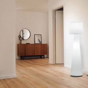 Emporium - Modello: Diva - Piantana bassa con base in metallo e diffusore in PVC con 2 luci - Colore: Bianco - Attacco Lampadina: E27 - 2 Lampadine - Watt 70W - Dimmerabile: NO - Grado di Protezione: IP20 - SKU: E120021008 - Codice EAN: 8023289435105 