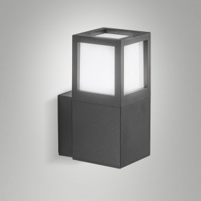 Fabas Luce - Modello: Smuk - Applique da parete da esterno squadrata con portalampada E27 - Colore: Grigio Scuro - Attacco Lampadina: E27 - 1 Lampadina - Watt 20W - Dimmerabile: NO - Grado di Protezione: IP54 - SKU: 6537-21-294 