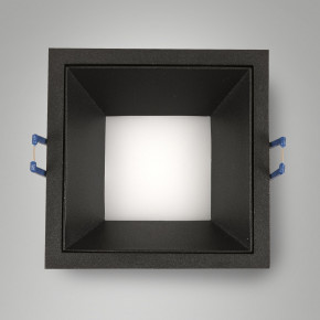 Fabas Luce - Modello: Kris - Faretto a incasso quadrato in alluminio con diffusore a led - Attacco Lampadina: Led Integrato - 1 Lampadina - Watt 8W - Lumen 950 - Dimmerabile: NO - Gradi Kelvin 4000k Luce Naturale - Grado di Protezione: IP40 - Classe Energetica: E - SKU: 6961-04 