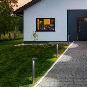 Fabas Luce - Modello: Swen - Paletto luce da giardino a LED in alluminio dal design moderno - Colore: Grigio Scuro - Attacco Lampadina: Led Integrato - 1 Lampadina - Watt 9W - Lumen 680 - Dimmerabile: NO - Gradi Kelvin 3000k Luce Calda - Grado di Protezione: IP54 - Classe Energetica: F - SKU: 6536-10-294 