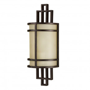 Feiss - Modello: Fusion - Applique da parete moderna in acciaio con diffusore in vetro con 1 lampadina - Colore: Bronzo - Attacco Lampadina: E27 - 1 Lampadina - Watt 60W - Dimmerabile: NO - Grado di Protezione: IP20 - Classe Energetica: A - SKU: FE-FUSION1 - Codice EAN: 5024005323013 
