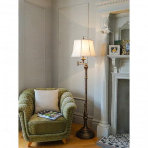 Feiss - Modello: Gibson - Lampada da terra in acciaio con paralume in tessuto snodabile a 1 luce - Colore: Bronzo - Attacco Lampadina: E27 - 1 Lampadina - Watt 60W - Dimmerabile: NO - Grado di Protezione: IP20 - Classe Energetica: A - SKU: FE-GIBSON-SWFL - Codice EAN: 5024005332800 