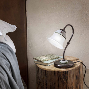 FerroLuce - Modello: Ferrara - Abatjour rustica in metallo e ceramica decorata a mano con diffusori in vetro - Attacco Lampadina: E14 - 1 Lampadina - Watt 42W - Dimmerabile: NO - Grado di Protezione: IP20 - Classe Energetica: A - SKU: C192-NR-33.DEC.SOO - Codice EAN: 8056598472196 