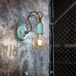 FerroLuce - Modello: Vintage - Lampada da parete in stile industrial con struttura in ceramica - Attacco Lampadina: E27 - 1 Lampadina - Watt 53W - Dimmerabile: NO - Grado di Protezione: IP20 - Classe Energetica: A - SKU: C665 