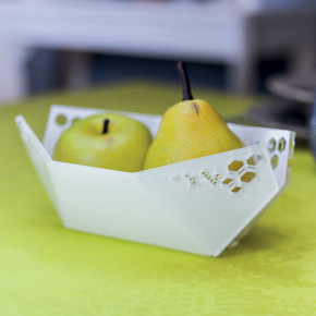 I Dettagli - Modello: Sheliak - Porta frutta in plexiglass traforato dalle linee moderne ed eleganti - SKU: CP509