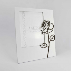 I Dettagli - Modello: Rosa - Portafoto da tavolo in legno dal design moderno con applicazione floreale - Colore: Bianco - Foto 15x20 - SKU: CL1D15X20ROSA - Codice EAN: 1234567023144 