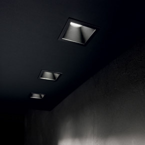 Ideal lux - Modello: Game Trim - Faretto da incasso a led con struttura in allumnio quadrato - Attacco Lampadina: Led Integrato - 1 Lampadina - Watt 11W - Lumen 950 - Dimmerabile: NO - Gradi Kelvin 3000k Luce Calda - Grado di Protezione: IP20 - Classe Energetica: F - SKU: 19237P 