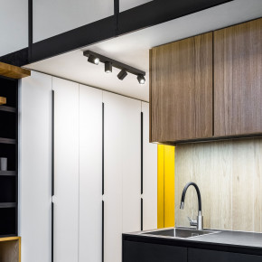 Ideal lux - Modello: Rudy - Faretto da soffitto struttura in alluminio e 4 diffuosri orientabili quadrati - Attacco Lampadina: GU10 - 4 Lampadine - Watt 35W - Dimmerabile: NO - Grado di Protezione: IP20 - SKU: 29482G 