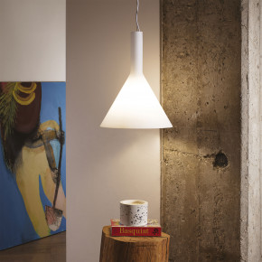 Ideal lux - Modello: Cocktail - Lampada a sospensione moderna in metallo con diffusore in vetro grande - Colore: Bianco - Attacco Lampadina: E27 - 1 Lampadina - Watt 60W - Dimmerabile: NO - Grado di Protezione: IP20 - SKU: 074313 - Codice EAN: 8021696146799