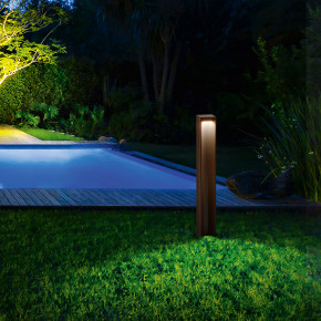Ideal lux - Modello: Kurt - Lampione da giardino a led con struttura in alluiminio e diffusore in vetro - Attacco Lampadina: Led Integrato - 1 Lampadina - Watt 11W - Lumen 1150 - Dimmerabile: NO - Gradi Kelvin 3000k Luce Calda - Grado di Protezione: IP54 - Classe Energetica: F - SKU: 30684