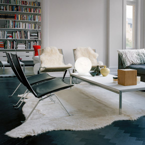 Ideal lux - Modello: Carta - Lampada da tavolo grande con base in metallo e diffusore in policarbonato - Colore: Bianco - Attacco Lampadina: E27 - 1 Lampadina - Watt 5W - Dimmerabile: NO - Grado di Protezione: IP20 - SKU: 317168 - Codice EAN: 8021696033532 