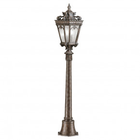 Kichler - Modello: Tournai - Lampione da giardino con struttura in alluminio e diffusore in vetro - Colore: Ruggine - Attacco Lampadina: E27 - 1 Lampadina - Watt 100W - Dimmerabile: NO - Grado di Protezione: IP44 - Classe Energetica: A - SKU: KL-TOURNAI4-M - Codice EAN: 5024005240716 