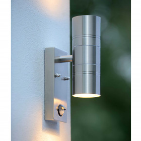 Lucide - Modello: Arne LED - Applique a LED da esterno con struttura in acciaio e doppio diffusore moderno - Attacco Lampadina: GU10 - 2 Lampadine - Watt 5W - Lumen 350 x2 - Dimmerabile: NO - Gradi Kelvin 3000k Luce Calda - Grado di Protezione: 44 - Classe Energetica: G - SKU: 14866/10/ 