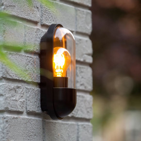 Lucide - Modello: Capsule - Applique da parete per esterni con diffusore in acrilico - Attacco Lampadina: E27 - 1 Lampadina - Watt 15W - Dimmerabile: NO - Grado di Protezione: IP54 - SKU: 29897/01/ 