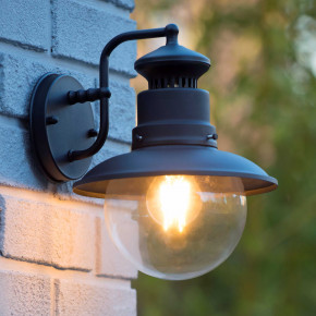 Lucide - Modello: Figo - Applique da parete per esterno con struttura in alluminio e diffusore in vetro - Attacco Lampadina: E27 - 1 Lampadina - Watt 60W - Dimmerabile: SI - Grado di Protezione: 44 - SKU: 11811/01/