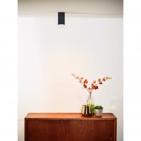 Lucide - Modello: Delto - Faretto a LED dimmerabile con struttura cubica in alluminio dal design moderno - Attacco Lampadina: GU10 - 1 Lampadina - Watt 5W - Lumen 320 - Dimmerabile: SI - Gradi Kelvin 3000k Luce Calda - Grado di Protezione: IP20 - Classe Energetica: G - SKU: 09916/06/ 