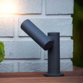 Lucide - Modello: Tatum - Paletto luce da giardiino a LED con struttura moderna in alluminio orientabile - Colore: Antracite - Attacco Lampadina: Led Integrato - 1 Lampadina - Watt 5W - Lumen 550 - Dimmerabile: NO - Gradi Kelvin 3000k Luce Calda - Grado di Protezione: 65 - Classe Energetica: F - SKU: 27893/05/29 - Codice EAN: 5411212271655 