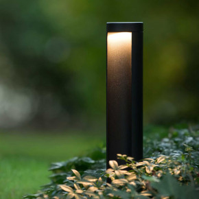 Lucide - Modello: Combo - Lampione da giardino a LED con struttura moderna rotonda in alluminio - Colore: Nero - Attacco Lampadina: Led Integrato - 1 Lampadina - Watt 9W - Lumen 200 - Dimmerabile: NO - Gradi Kelvin 3000k Luce Calda - Grado di Protezione: 54 - Classe Energetica: G - SKU: 27874/65/30 - Codice EAN: 5411212271303 