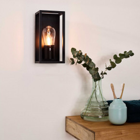 Lucide - Modello: Carlyn - Lampada da parete con struttura in alluminio dalle linee moderne - Attacco Lampadina: E14 - 1 Lampadina - Watt 6W - Dimmerabile: NO - Grado di Protezione: 54 - SKU: 27200/01/ 