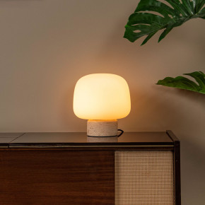 Lucide - Modello: Anston - Lampada da tavolo con base in marmo e diffusore in vetro opalino - Colore: Beige - Attacco Lampadina: E14 - 1 Lampadina - Watt 40W - Dimmerabile: NO - Grado di Protezione: IP20 - SKU: 05552/01/61 - Codice EAN: 5411212051615 