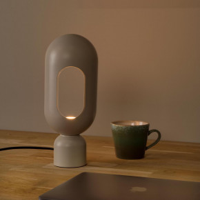 Lucide - Modello: Barris - Lampada da tavolo con struttura e diffusore in acciaio dal design moderno - Attacco Lampadina: E27 - 1 Lampadina - Watt 60W - Dimmerabile: NO - Grado di Protezione: IP20 - SKU: 05549/01/ 