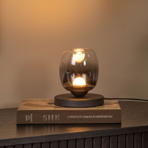 Lucide - Modello: Tamino - Lampada da tavolo moderna a LED - Colore: Nero - Attacco Lampadina: Led Integrato - 1 Lampadina - Watt 6W - Lumen 580 - Dimmerabile: NO - Gradi Kelvin 3000k Luce Calda - Grado di Protezione: IP20 - Classe Energetica: F - SKU: 74519/05/30 - Codice EAN: 5411212741264 