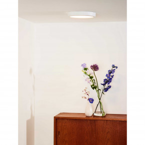 Lucide - Modello: Tendo-LED - Plafoniera rotonda a LED con struttura in alluminio dal design semplice - Colore: Bianco - Attacco Lampadina: Led Integrato - 1 Lampadina - Watt 17W - Lumen 1600 - Dimmerabile: NO - Gradi Kelvin 3000k Luce Calda - Grado di Protezione: IP20 - Classe Energetica: F - SKU: 07105/18/31 - Codice EAN: 5411212071767