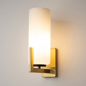 Maytoni - Modello: Fortano - Applique da parete con diffusore in vetro in stile moderno - Colore: Ottone - Attacco Lampadina: E27 - 1 Lampadina - Watt 40W - Dimmerabile: NO - Grado di Protezione: IP20 - SKU: MOD089WL-01BS - Codice EAN: 4251110094670