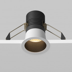 Maytoni - Modello: Minor - Faretto da incasso in alluminio con diffusore a led - Colore: Bianco - Attacco Lampadina: Led Integrato - 1 Lampadina - Watt 9W - Lumen 700 - Dimmerabile: NO - Gradi Kelvin 3000k Luce Calda - Grado di Protezione: IP20 - Classe Energetica: F - SKU: DL089-9W3K-BW - Codice EAN: 4099776080244 
