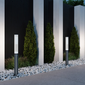 Maytoni - Modello: Lit - Lampione da giardino in alluminio diffusore a LED in vetro - Attacco Lampadina: Led Integrato - 1 Lampadina - Watt 12W - Lumen 750 - Dimmerabile: NO - Gradi Kelvin 3000k Luce Calda - Grado di Protezione: IP65 - Classe Energetica: G - SKU: O593FL-L12